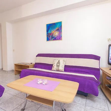 Apartment Jukic Makarska